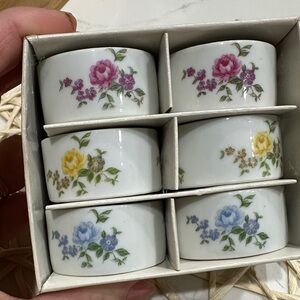 Floral Porcelain Napkin Rings Set 6